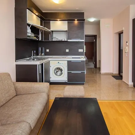 Vip House